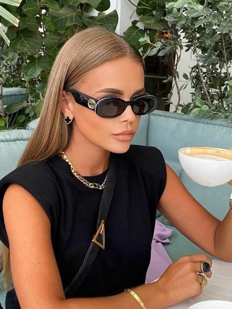 Gucci Gg0517s 001 Oval Sunglasses - Black / Grey